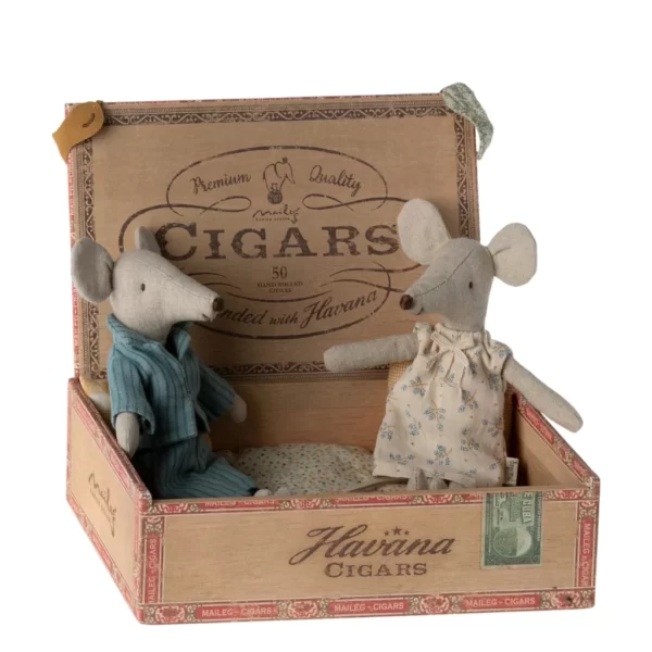 Maileg - Mum And Dad Mice in Box