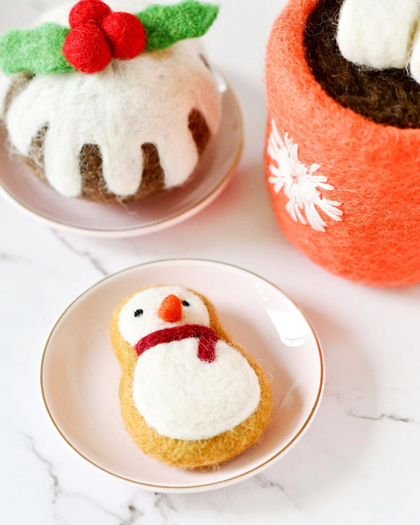 felt-snowman-christmas-biscuit