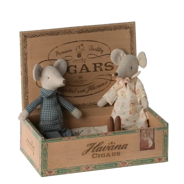 Maileg - Grandma And Grandpa Mice in Box (2023)