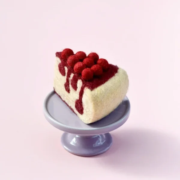 Tara Treasures - Felt Boysenberry Cheesecake Slice
