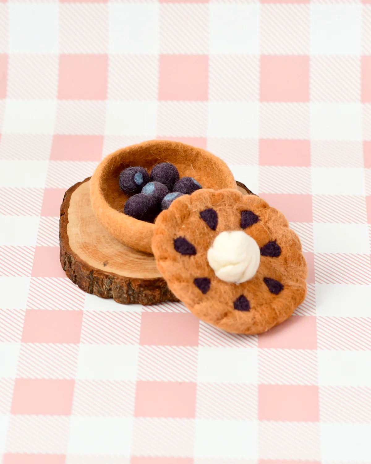 Tara Treasures - Felt Blueberry Pie Play Food Set