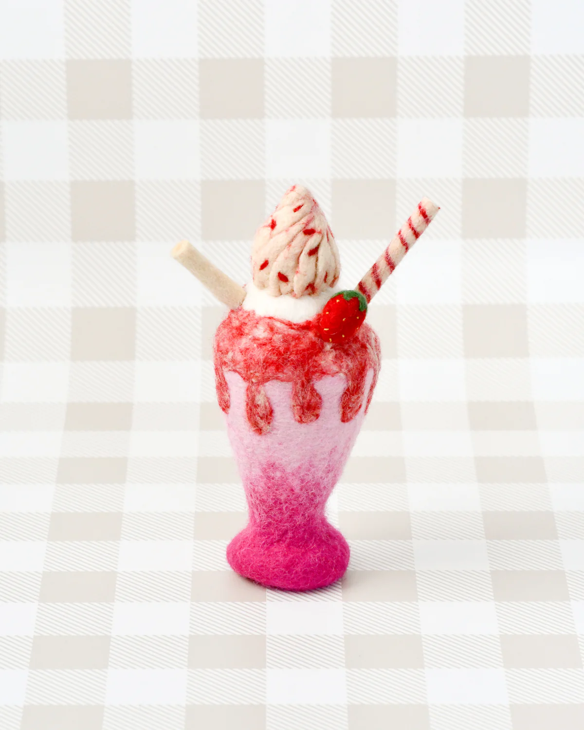 Tara Treasures - Felt Strawberry Milk Shake Play Food